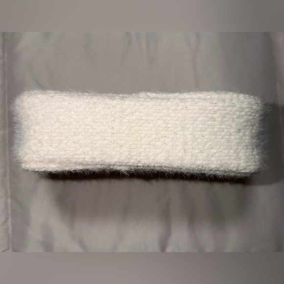 Chanel Beauté cosmetics bag - Picture 6 of 11